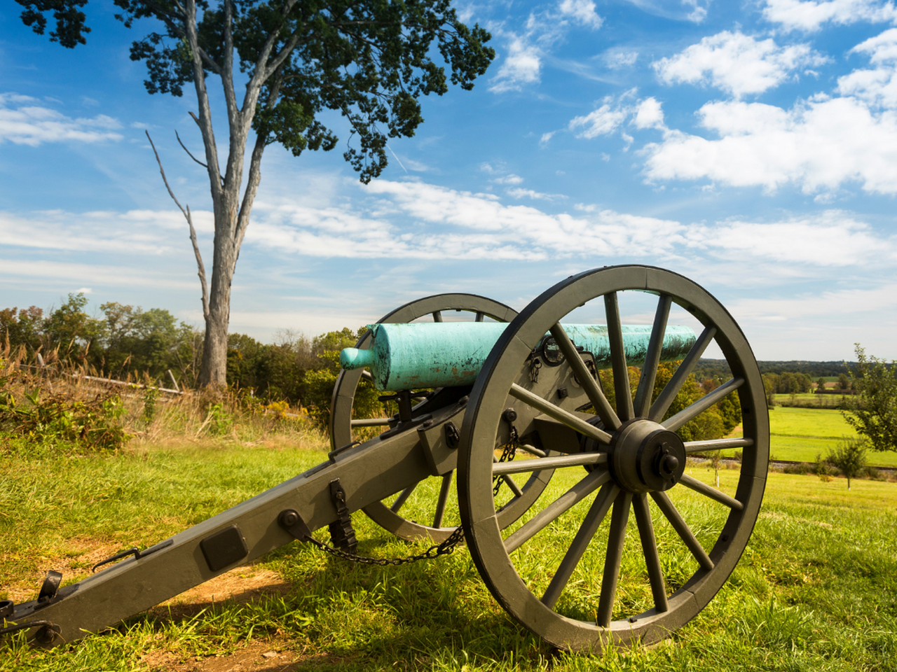 Historic Cannon at Gettysburg Battlefield