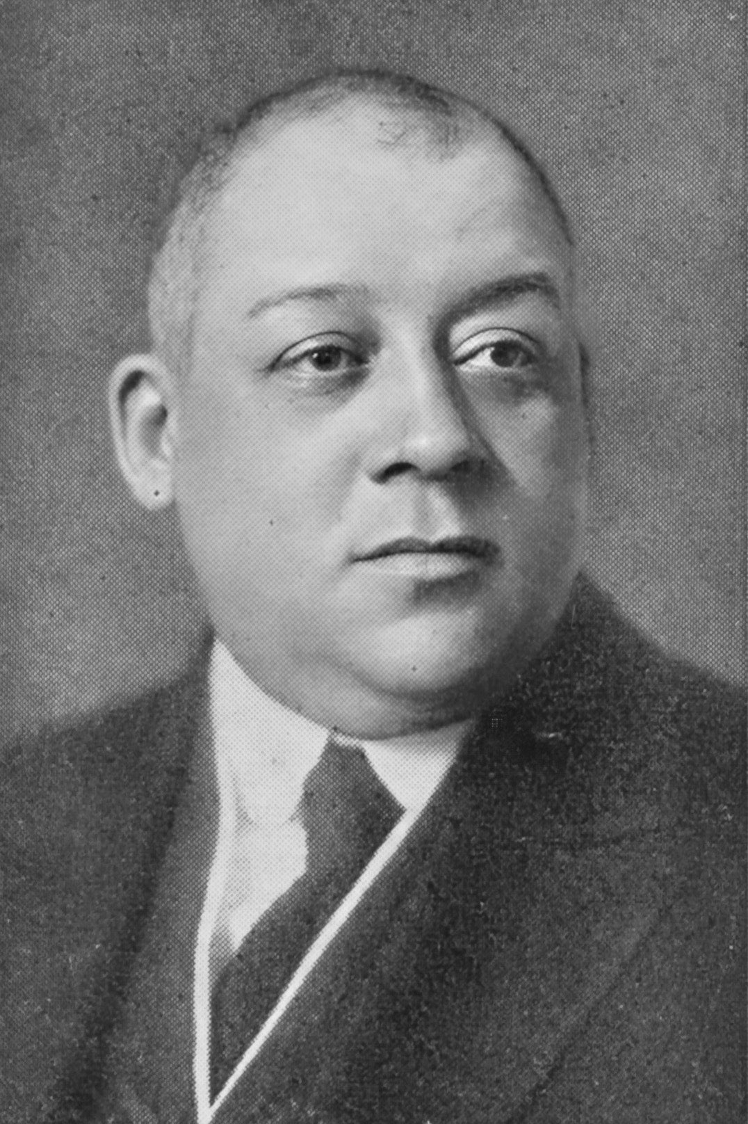 Frank Gillespie in "Simms' Blue Book and National Negro Business and Professional Directory," Chicago, 1923. (New York Public Library Digital Collections)