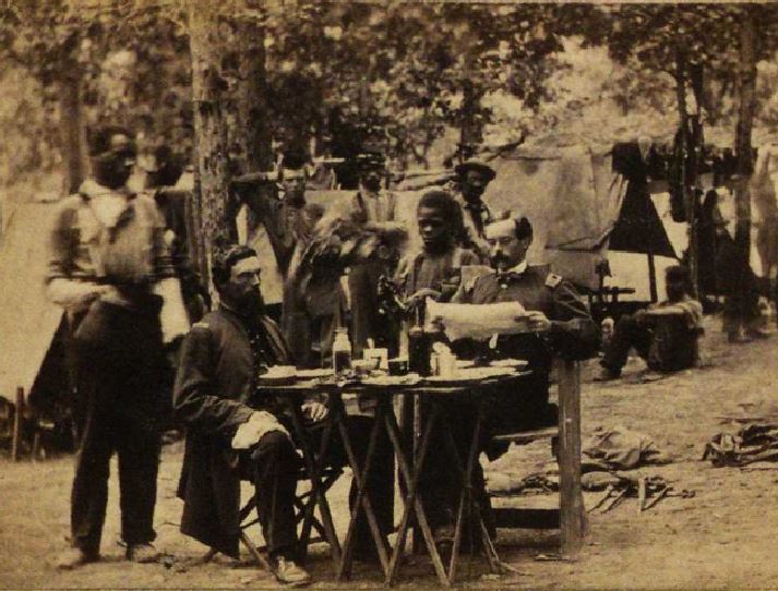 Civil War camp scene, 1862 (The Gilder Lehrman Institute, GLC05111.02.1356)