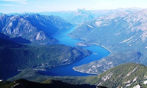 Upper Skagit River valley and Ross Lake reservoir looking north; Hozomeen Mountain on the skyline, source of flint-like “chert” used to make tools for over 8,500 years (Photo courtesy of Robert R. Mierendorf, September 2005)