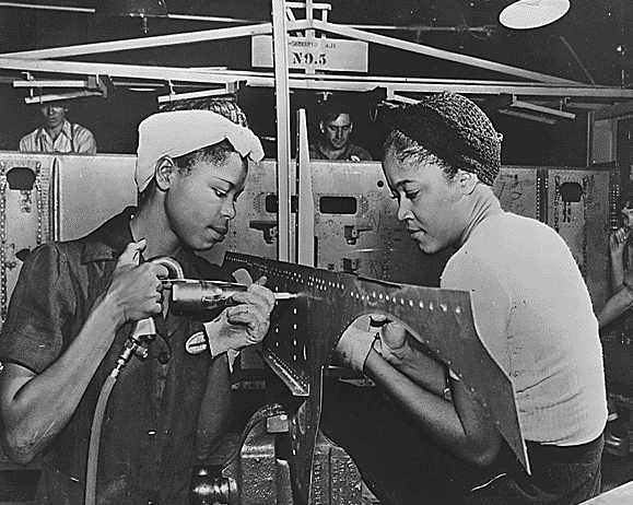 Luedell Mitchell and Lavada Cherry at work in the El Segundo Plant of the Douglas Aircraft Company during World War II. (National Archives) 