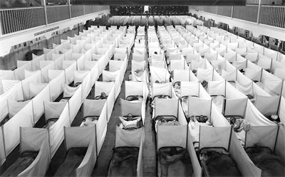 Patients in Naval Training Station, San Francisco. National Health #NH 41871.