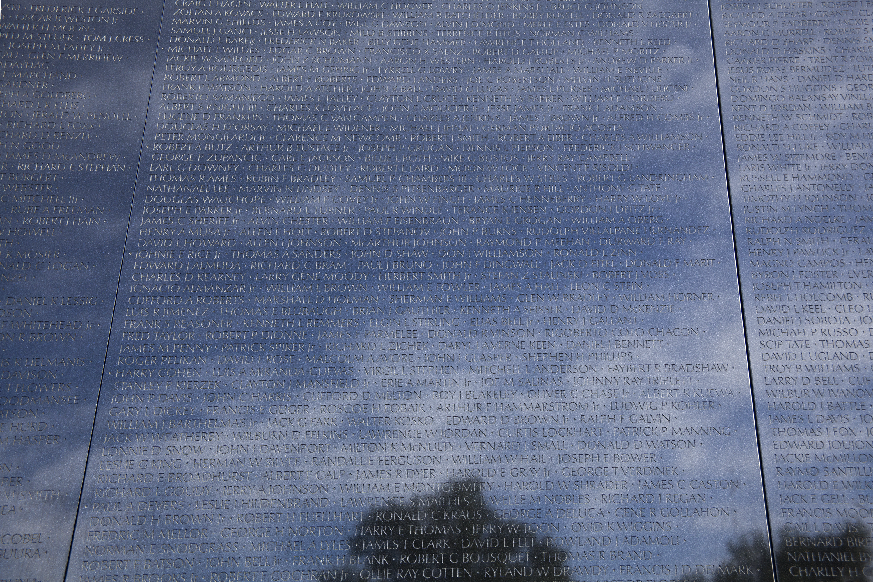  The Vietnam Veterans Memorial, photograph by Victoria Sambunaris, courtesy Maya Lin Studio