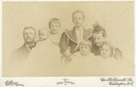 Roosevelt family portrait, c.1897. From left to right: Theodore, Archie, Ted Jr. Alice, Kermit, Edith, Ethel (daughter). Roosevelt family portrait, c.1897. From left to right: Theodore, Archie, Ted Jr.