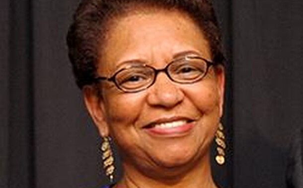 Edna Greene Medford