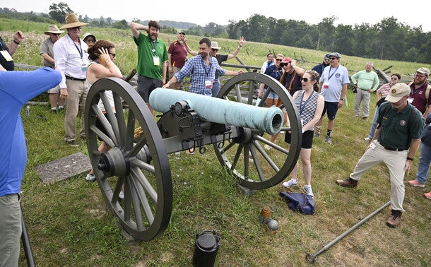 Teachers on the Gettysburg Battlefield with cannon