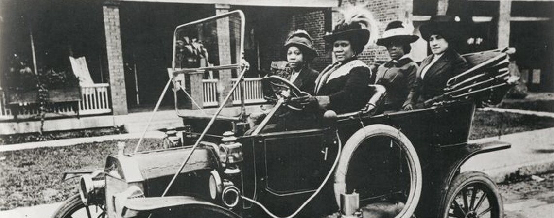 Madam C. J. Walker, driving, with (left to right) niece Anjetta Breedlove, factory forelady Alice Kelly, and bookkeeper Lucy Flint, ca. 1911 (Schomburg Center for Research in Black Culture, New York Public Library)