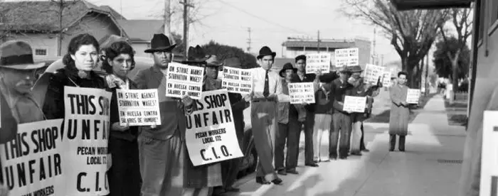 Pecan Shellers picketing in 1938
