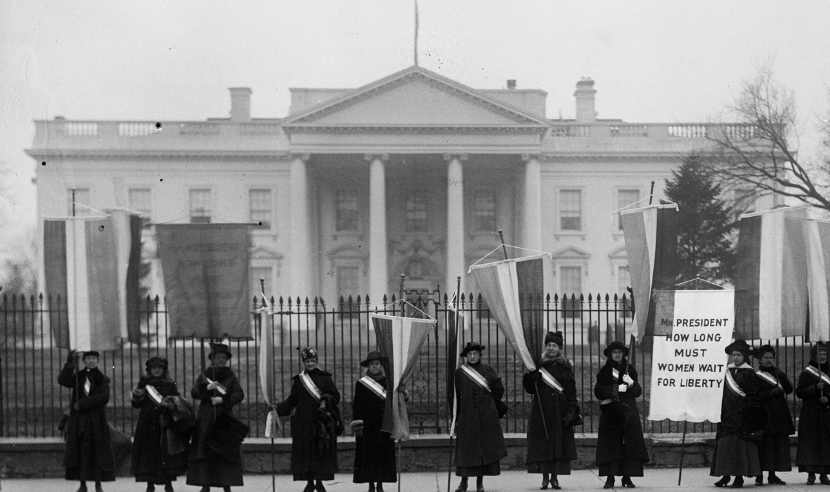 Photo of Women's Suffrage picket of the White House.
